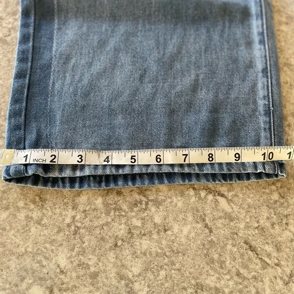 Judy Blue Medium Wash Wide Legged Relaxed  Drawstring Denim with Gold-Tip Cords - Picture 12 of 16